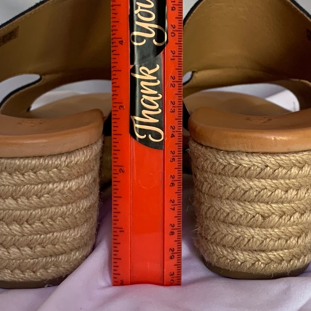 UGG Wedge Sandals 👡 - Picture 5 of 5